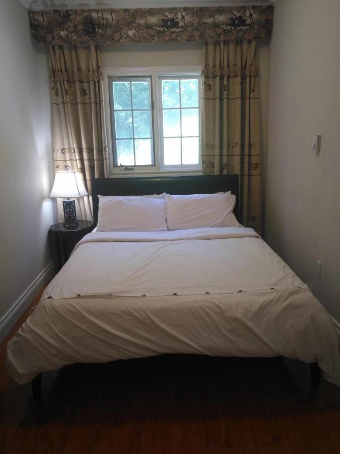 Lakeside Private Suite-Queen Bed Room Tottenham Exteriér fotografie